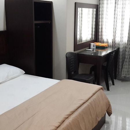 Leon Inn Jodoh Square Batam Exterior foto